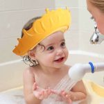 کلاه محافظ حمام نوزاد طرح تاج - Image 5